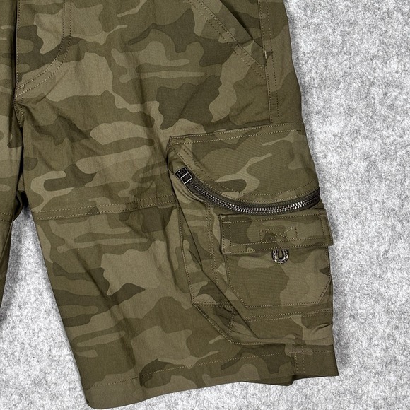 Kuhl Ambush Cargo Shorts Mens 30x11 Green Camo Outdoor Hiking Casual Pockets New - Picture 4 of 14